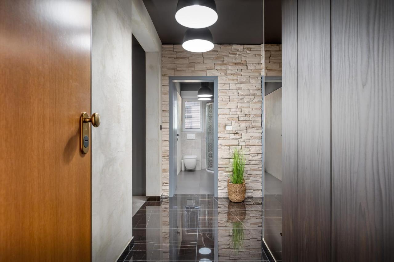 Luxury Elit Apartment プーラ エクステリア 写真